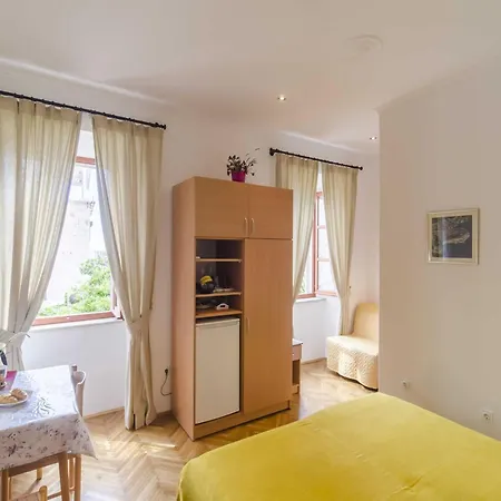 Lovrijenac -twin Or Double With Sea View 3 *
