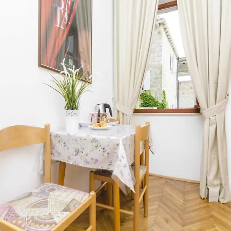 Διαμέρισμα Lovrijenac -twin Or Double With Sea View 3 *